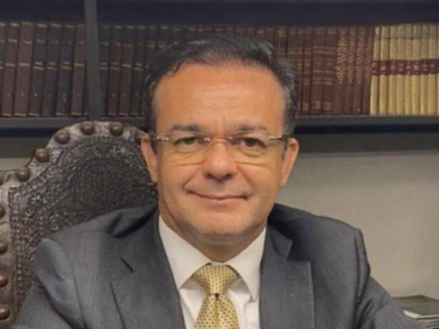 Dr. Walber de Moura Agra